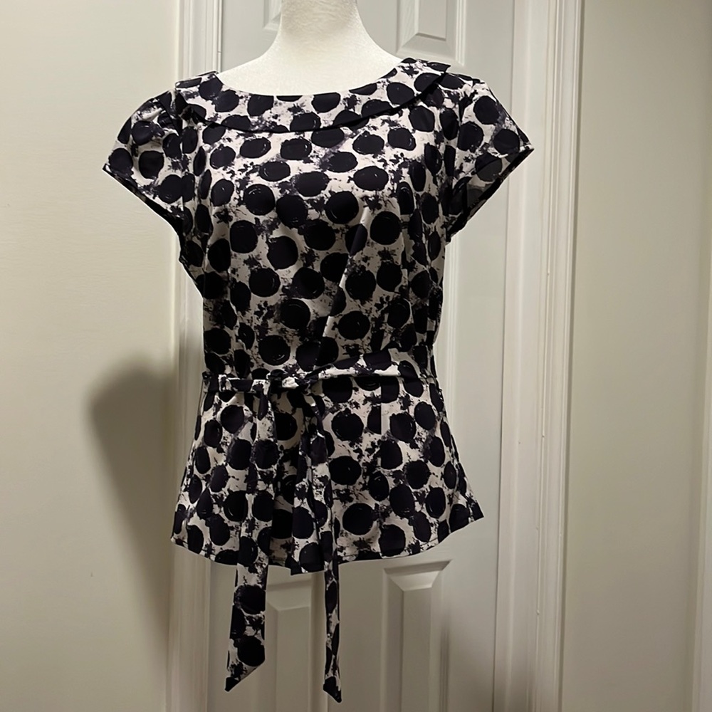 NEW: H&M purple and white blouse/top, size 40